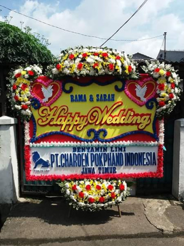 Karangan Bunga Pernikahan  di Dhamasraya
